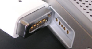 Un connecteur MagSafe pour les prochains iPhone, iPad et iPod?