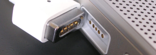 Un connecteur MagSafe pour les prochains iPhone, iPad et iPod?