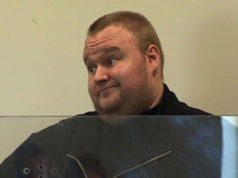 Megaupload : Kim Schmitz, alias "Kim Dotcom", reste en prison