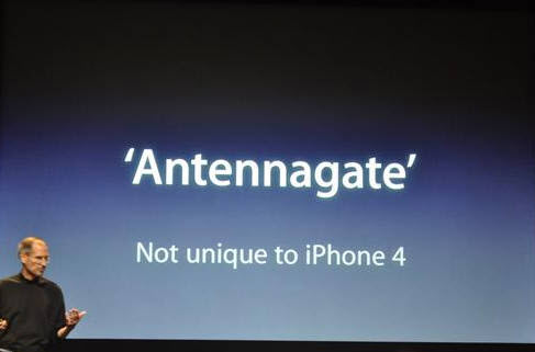 Antennagate : Apple condamné à payer 15$ par iPhone 4 aux USA