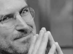 Apple rend hommage à Steve Jobs pour le 1er anniversaire de sa mort