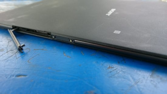 2010304_Xperia_Z3_Tablet_Compact_07