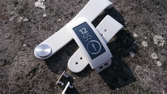 20150207_Sony_SmartBand_Talk_04