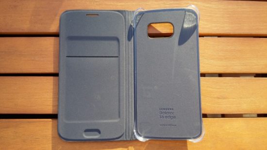 Samsung Flip Wallet :  l'étui officiel du Galaxy S6 Edge [Test]
