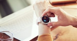 Samsung Gear S2 : vers une compatibilité avec l'iPhone