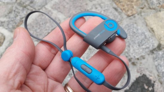 Power Beats 2 Wireless : des écouteurs conçus pour le sport [test]