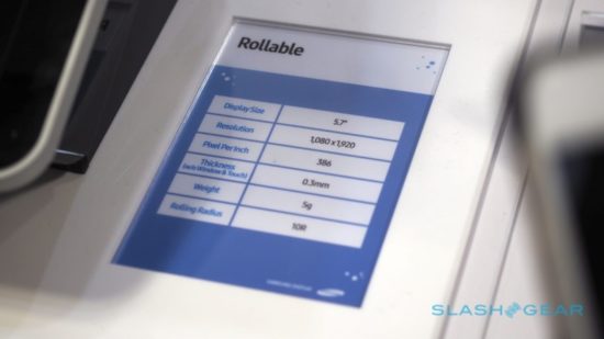 Samsung dévoile un prototype du Galaxy X avec son écran pliable et enroulable