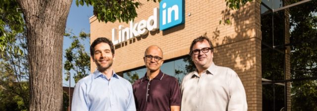 Microsoft met la main sur le réseau social LinkedIn contre 26 milliards de dollars