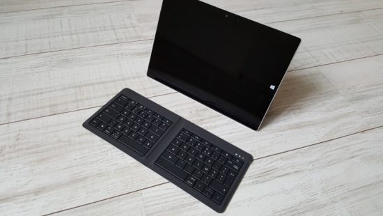 Microsoft Universal Foldable Keyboard : un clavier pliable et multi-OS [Test]