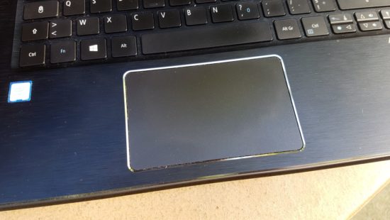 Acer Aspire R14 : un ordinateur convertible de 14" aux finitions soignées [Test]