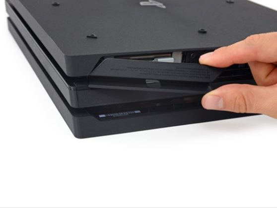 La PS4 Pro entièrement démontée, par iFixit mais aussi par Sony