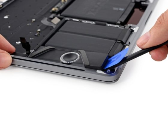 Le nouveau MacBook Pro avec Touch Bar est irréparable !