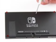 Nintendo Switch, aussitôt disponible, aussitôt démontée par @SOSav_fr