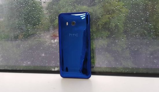 Retour sur le HTC U11, le flagship HTC aux bords sensitifs
