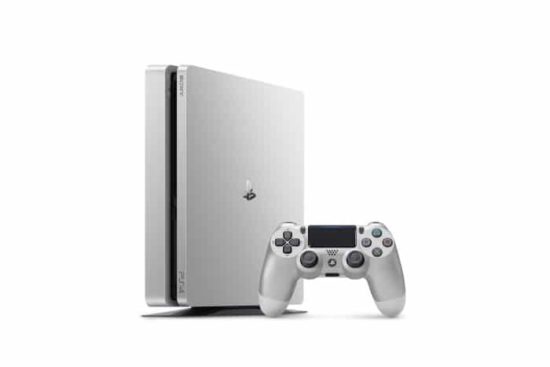 Sony dévoile les PS4 Editions limitées Gold et Silver