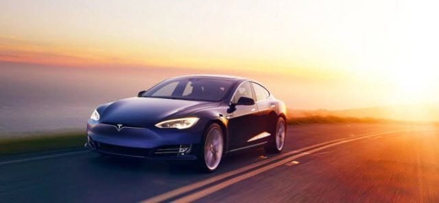 Une Model S parcours plus de 1000 km sans avoir rechargé