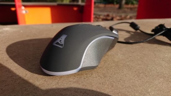 The G-Lab Kult Promethium : une souris de gamer à moins de 50€ [Test] 