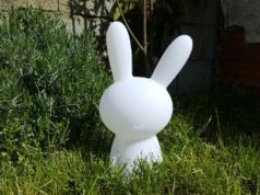 Lapin Lumin'us : une enceinte sans fil lumineuse pour égayer vos journées et vos soirées [Test]