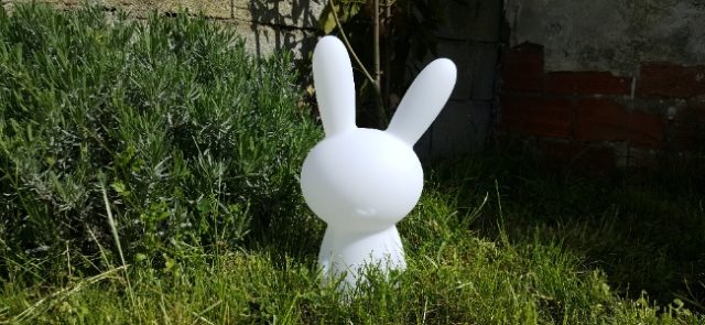 Lapin Lumin'us : une enceinte sans fil lumineuse pour égayer vos journées et vos soirées [Test]