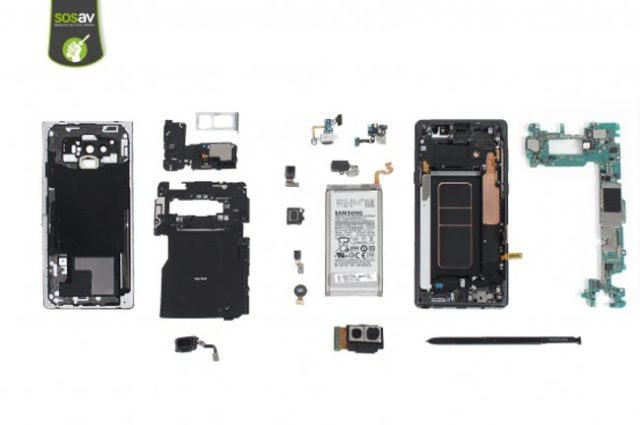 Le Galaxy Note 9 se fait démonter par SOSav_fr