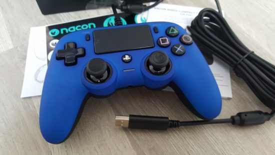 Nacon Wired Compact Controller : une manette pour PS4