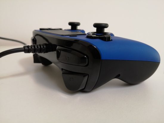 Nacon Wired Compact Controller : une manette pour PS4