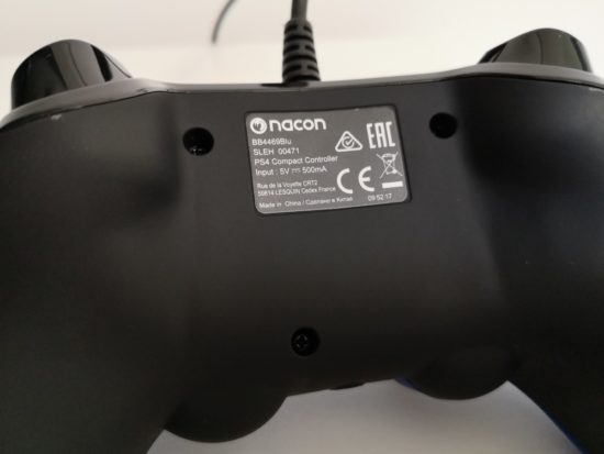 Nacon Wired Compact Controller : une manette pour PS4