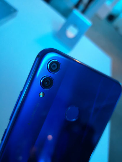 Le Honor 8X envahit la France, voici sa prise en main