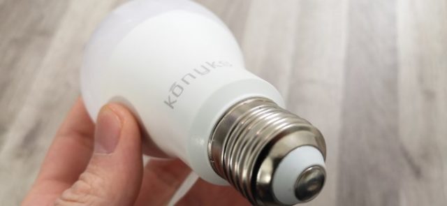 Antalya A70 : l'ampoule connectée WiFi de Konyks [Test]