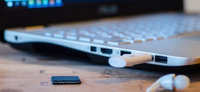 USB Killer : une clé USB fait plus de 58 000$ de dégâts dans une université