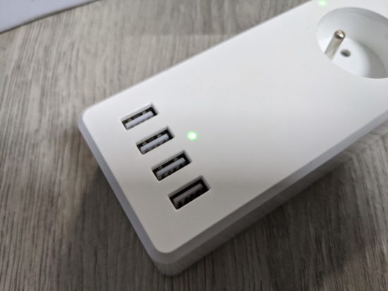 Konyks Polyco : une multiprise connectée compatible avec les assistants vocaux [Test]