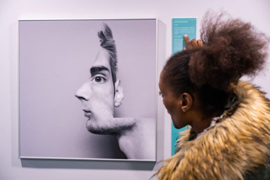 Un Musée de l'Illusion a ouvert ses portes à Paris