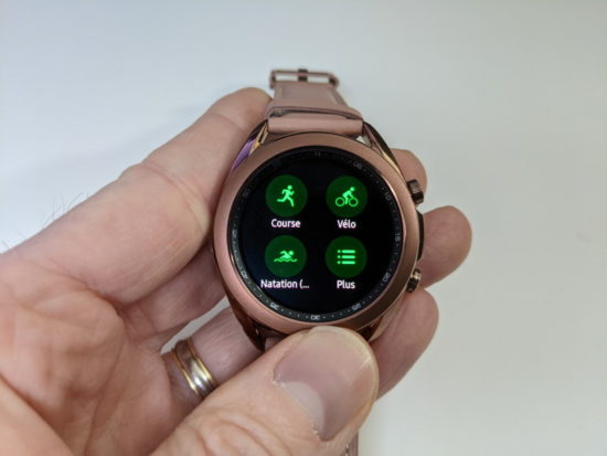 Samsung Galaxy Watch 3 : une montre complète et riche en fonctionnalités [Test]