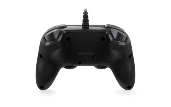 Nacon : la manette Pro Compact disponible dès aujourd'hui