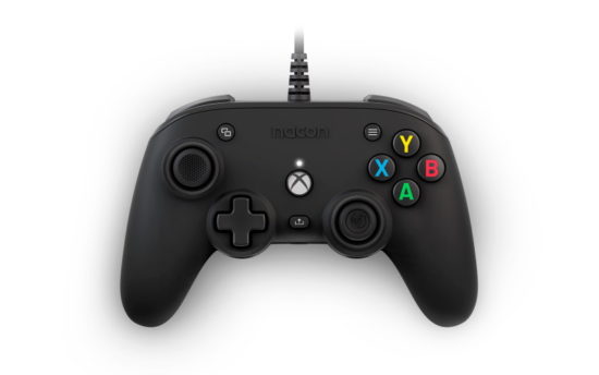 Nacon : la manette Pro Compact disponible dès aujourd'hui