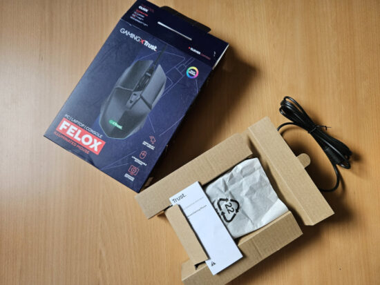 packaging souris gaming trust felox