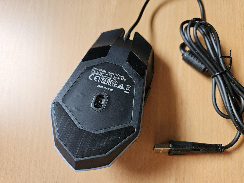 Critique : Tapis de souris Trust GXT 754 – Quelle est la qualité