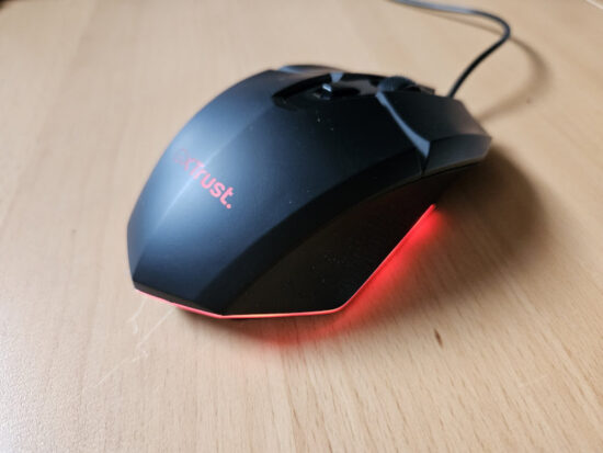 retroeclairage rouge souris gxt felox