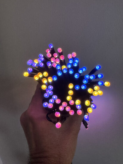 WiZ Smart Fairy Light 20 m propose 160 leds RGB