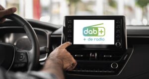 J’ai découvert la radio DAB+ en voiture et ça change radicalement la route